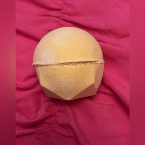 LUSH AUGUST 2024 KITCHEN BOX EXCLUSIVE LEMON DAYS AND GINGER BEER BATH BOMB - Picture 5 of 7